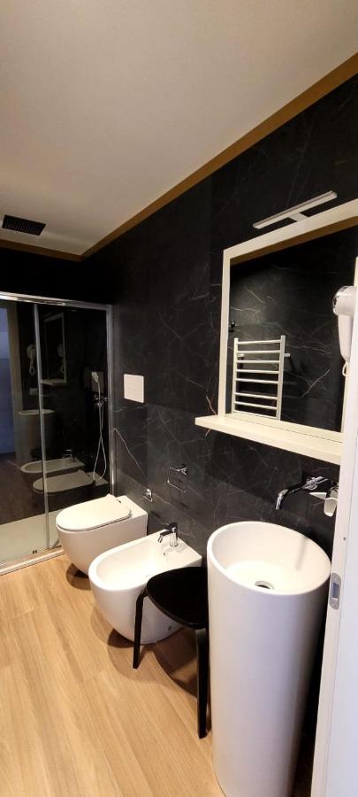 Th Luxury Central Катания Экстерьер фото